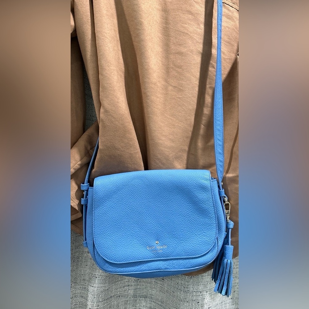 Kate spade crossbody with adjustable strap in springtime blue